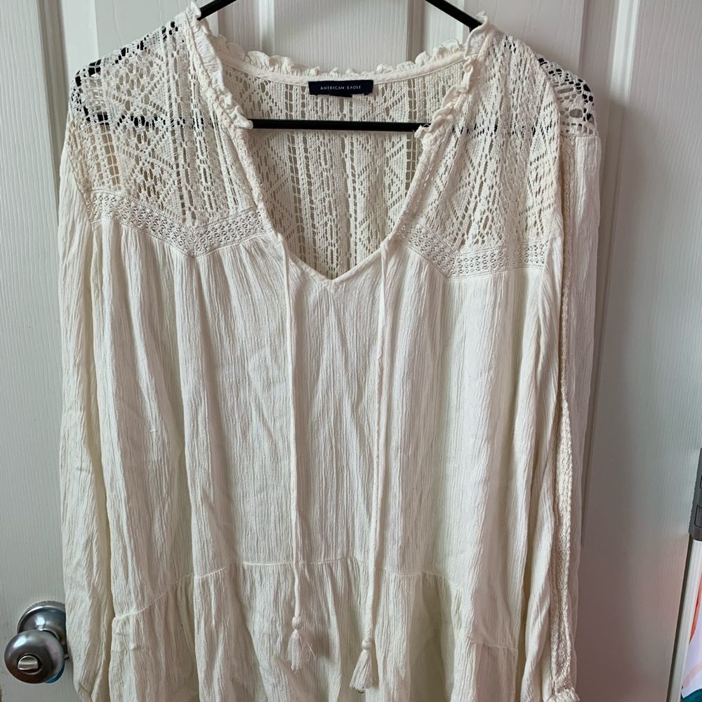 AE boho flowy lace top